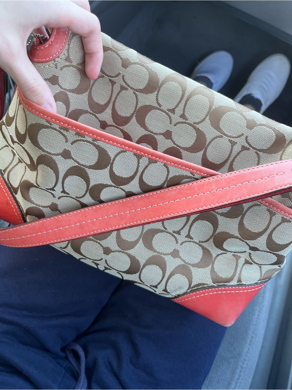 Coach Vintage Hamptons Signature Coral/Pink Leather Flap Shoulder Bag (F13066) - Picture 7 of 7